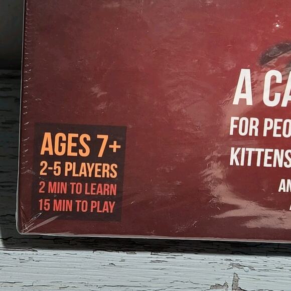 EXPLODING KITTENS Card Game Original Edition 7+ Sealed NEW Family Fun Game Night - Picture 2 of 4
